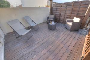 พื้นที่นั่งเล่นของ TERRASSE ARENE - 2P avec grande terrasse, situation idéale en Vieille ville +4 ภาพ