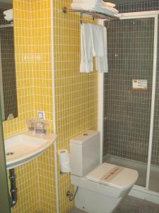 Koupelna v ubytování Apartamentos Turísticos Mix BR AT2179