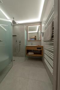 Phòng tắm tại Hotel Garni Glockenstuhl