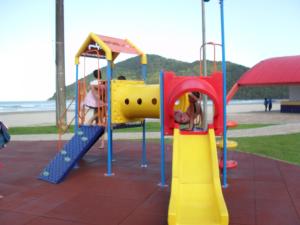 Ο χώρος παιχνιδιού για παιδιά στο Villagio com Piscina e Wi-Fi - Disponível Natal e Reveillon