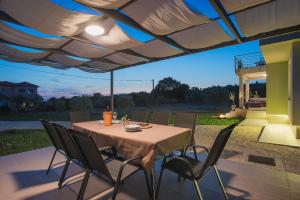 Patio nebo venkovní prostory v ubytování Holiday Home Bellissima