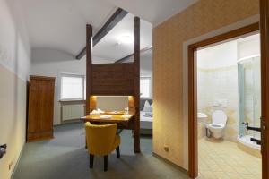 Gallery image of Hotel U Simla in Karlovy Vary