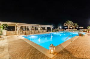 Bazén v ubytování Pela Mare Hotel nebo v jeho okolí
