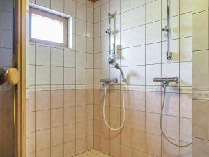 Koupelna v ubytování Holiday Home Laulelevi by Interhome + 14 fotografií