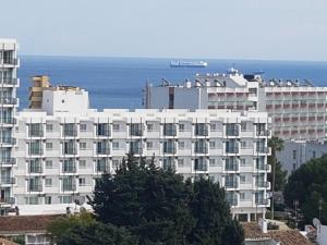 A general sea view or a sea view taken from Az apartmant