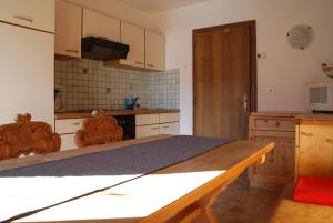 Kuchyňa alebo kuchynka v ubytovaní Ferienwohnung Frauenhoffer