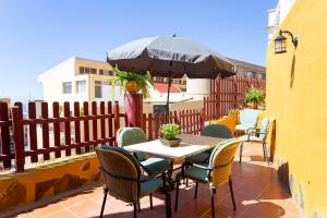 Balkon lub taras w obiekcie Canarian House with views and pool