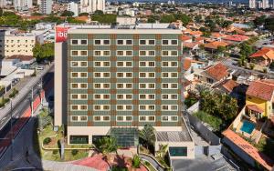 an overhead view of a building in a city at ibis Taubate in Taubaté