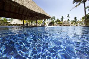 Bazén v ubytování Barceló Bávaro Palace All Inclusive nebo v jeho okolí