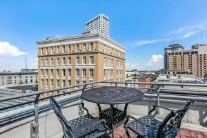 Modern Condos near French Quarter & Bourbon Street
