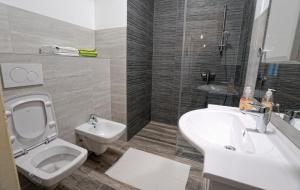 Kúpeľňa v ubytovaní Apartman Bianca + 10 fotografií
