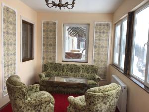 Posezení v ubytování Lambach Villa