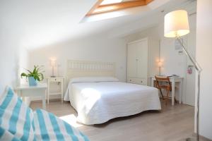 Posteľ alebo postele v izbe v ubytovaní Maree Hotel