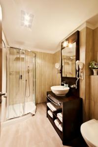 Koupelna v ubytování Hotel Annín + 27 fotografií