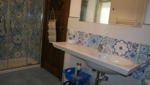Ett badrum på Casa Belvedere