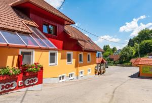 The building in which a szállodákat is located