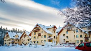 Obiekt Apartamenty Sun & Snow Osiedle Podgórze zimą