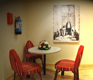 Zona de estar de Al Liwan Suites