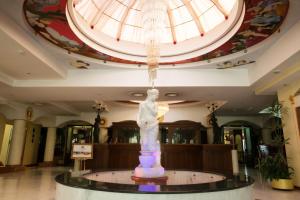 Fotografie z fotogalerie ubytování Grand Hotel Osman Ristorante il Danubio v destinaci Atena Lucana + 37 fotografií