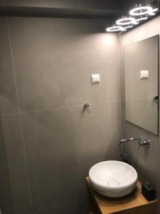 Kúpeľňa v ubytovaní Elea Athens Apartment