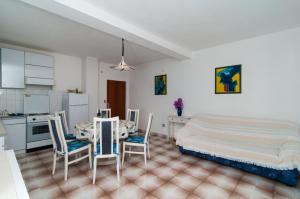 Fotografia z galérie ubytovania Apartmani Stjepan v destinácii Vinišće