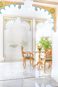 Taj Fateh Prakash Palace Udaipur的休息区