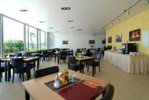 Restaurant o un lloc per menjar a Hotel Frankenhöhe