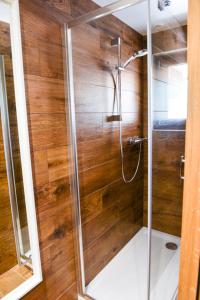 Et badeværelse på Chalet Les Gentianes