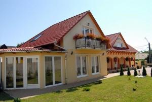 Φωτογραφία από το άλμπουμ του Harmónia Panzió σε Sarospatak