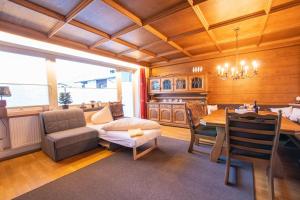 Posedenie v ubytovaní Sonnseitn Appartements