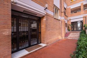 The building in which Az apartmant is located