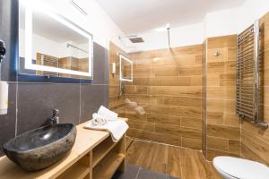 Koupelna v ubytování Alpstyle Hotel Albolina Wellness & Beauty