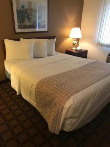 Afbeelding uit fotogalerij van Valued Stay Sun Prairie in Sun Prairie