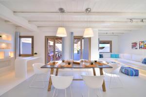 Posezení v ubytování Villa Kimothoe by Thalassa Residence Mykonos