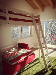 Kép Ferienhaus Hubertus Tirol 1-8 Personen szállásáról Pillben a galériában