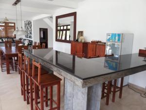 Φωτογραφία από το άλμπουμ του Beach Front Villa Nilaveli σε Nilaveli +23 φωτογραφίες