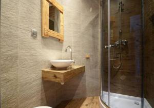 Et badeværelse på Pokoje u Petra