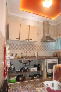 O bucătărie sau chicinetă la Casa Marhaba - Welcome