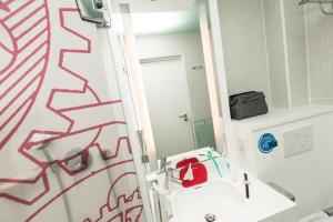 Gallery image of ibis Styles Paris Mairie De Clichy in Clichy