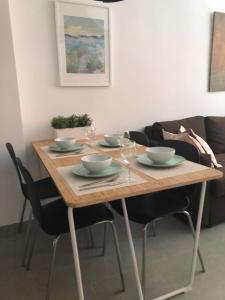 Część wypoczynkowa w obiekcie Málaga Apartamentos - Jinetes, 10