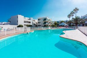 Bazén v ubytování Vivienda Vacacional Paradise nebo v jeho okolí