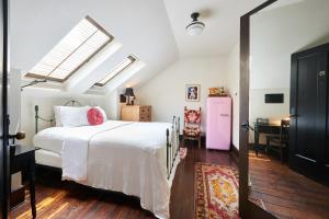 Postel nebo postele na pokoji v ubytování Hotel Havana
