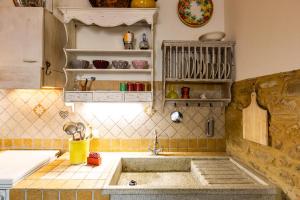 Afbeelding uit fotogalerij van SunMoon Chianni in Chianni