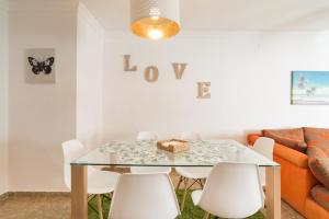 Posezení v ubytování Sweethome El Palo