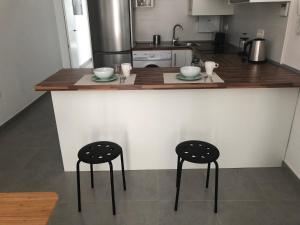 Kuchnia lub aneks kuchenny w obiekcie Málaga Apartamentos - Jinetes, 10
