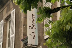 Certifikát, hodnocení, plakát nebo jiný dokument vystavený v ubytování Hotel La Beauze