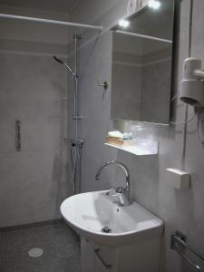 Koupelna v ubytování Cafè Bistro Moccacino