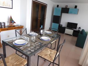 Kuchyň nebo kuchyňský kout v ubytování Apartment La Rosa (Blaumar)
