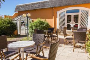 Patio nebo venkovní prostory v ubytování Hôtel Chez Pierre d'Agos
