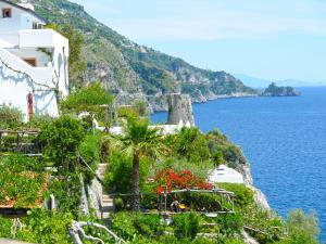 a view of the amalfi coast and the ocean at Hotel Costa Diva in Praiano